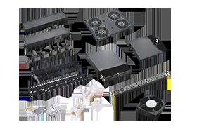 Fittings per armadi e accessori per scaffalature con capacità di carico di 60 kg per una gestione efficiente dei cavi e soluzioni di raffreddamento e illuminazione